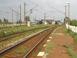 Koľajisko zastávky - pohľad od západu/hl. stanice