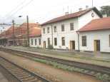 Ju�n� �as� stani�nej budovy - z�ber z R 607 "Liptov" Bratislava hl. st. - Ko�ice