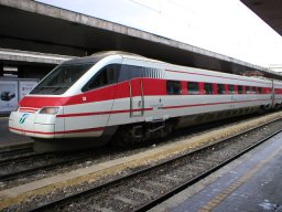 Sprava ETR 480 . 38 v st. Roma Termini