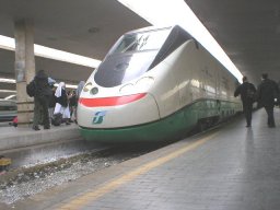 Sprava ETR 500 P . 49 v st. Roma Termini