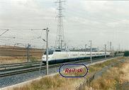 Súprava TGV AVE 100 v obci Parla (2)