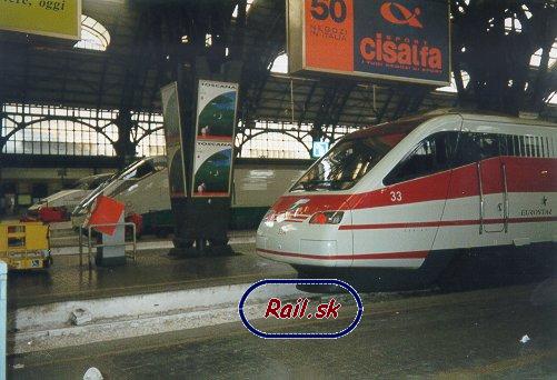Súpravy ETR 480 (vpredu), ETR 500 (v strede) a TGV PSE (vzadu) v žst. FS Milano Centrale (© Martin ROTTMANN - Február 1999)